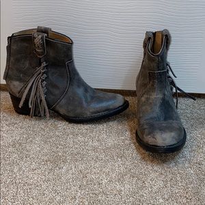 Gray fringe boots